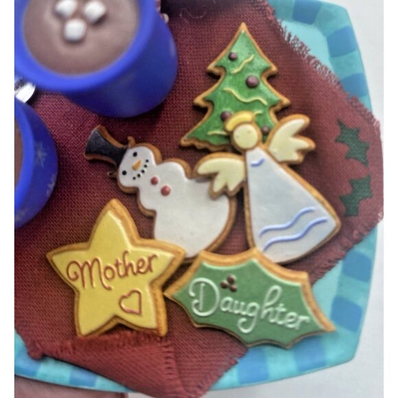 Vintage Hallmark Keepsake Ornament 2003 Mother & Daughter Clip On Christmas - Picture 9 of 13